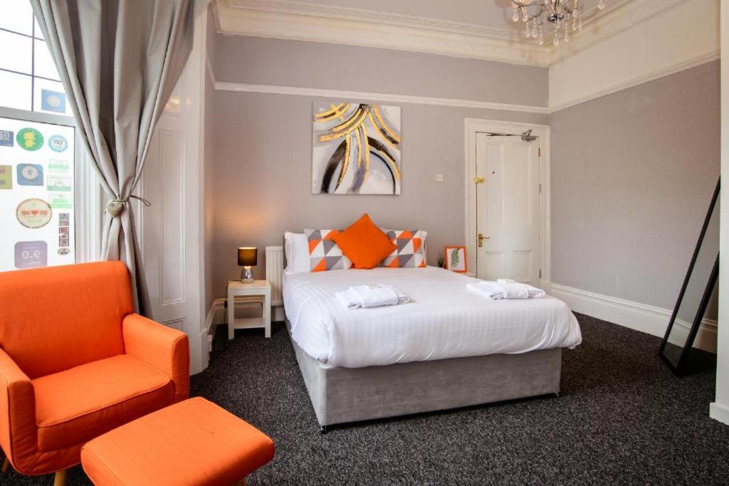 The Alexander - By Tifa Stays Swansea Exterior foto