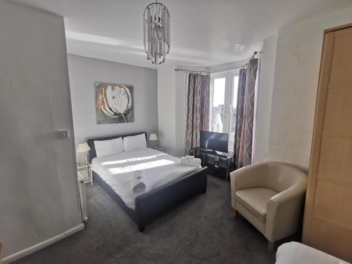 The Alexander - By Tifa Stays Swansea Exterior foto